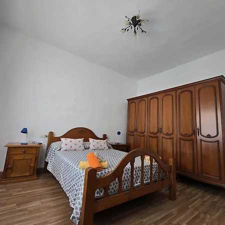 La Casa De Ely *